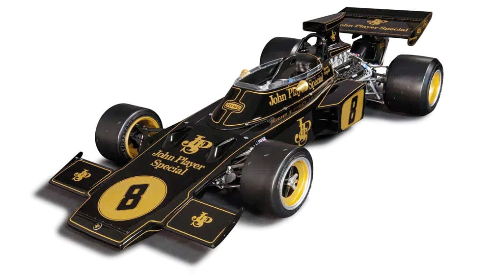 Pocher Lotus 72D model kit 